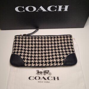 Coach Houndstooth Wristlet Wool with Black Leather Trim Cream with Red interior